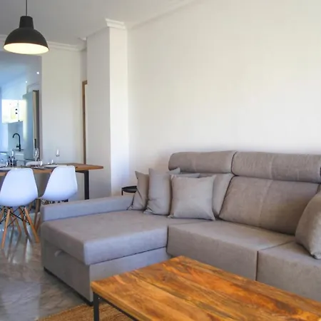 Apartment Walk To Puerto Banus, 2br, 2bth, Pool *