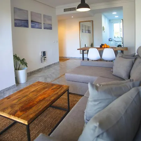 - 2br, 2bth Near Puerto Banus Lejlighed