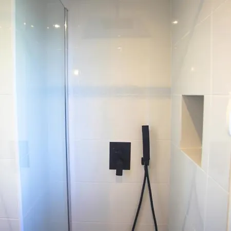 Walk To Puerto Banus, 2br, 2bth, Pool Апартаменты