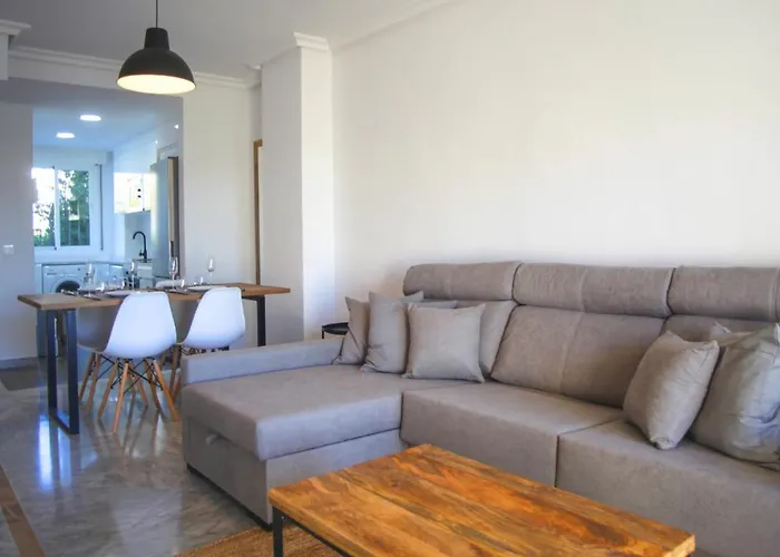 דירה - 2br, 2bth Near Puerto Banus *